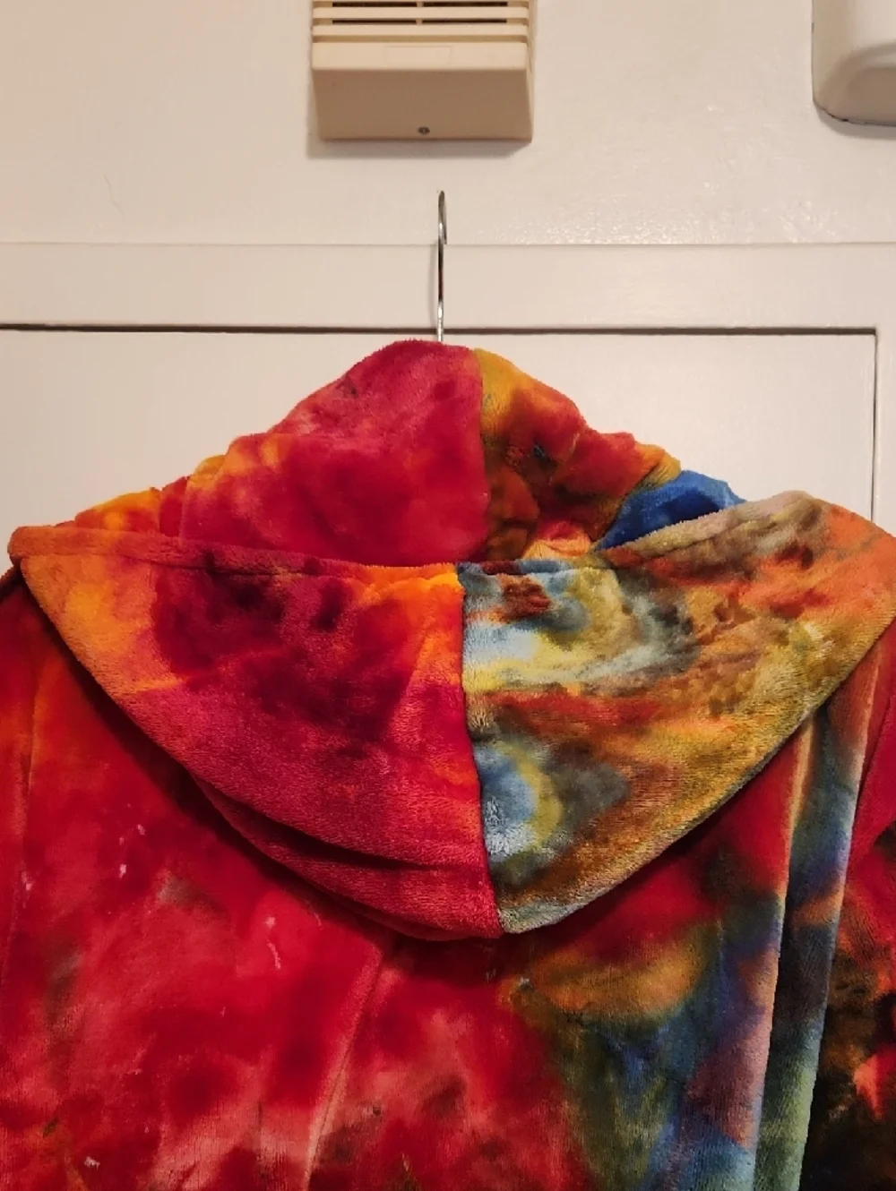 🔥Plush Hooded Tie-Dye Robe - Red Multi - Picture 7 of 7